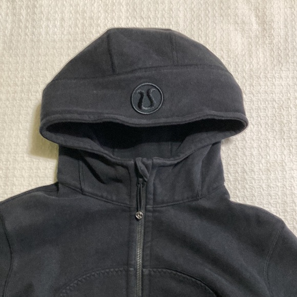 Lululemon Special Edition Hiver 2013 Ruffled Up Black Scuba Zip Hoodie Size 10 - Picture 4 of 16
